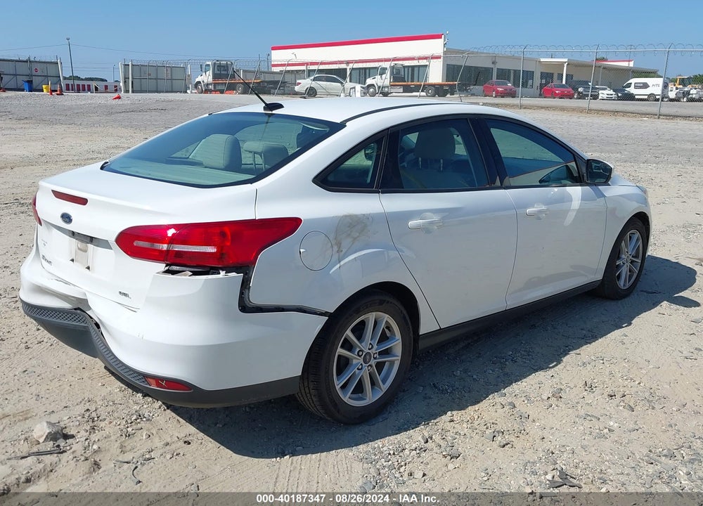 2018 FORD FOCUS SE VIN: 1FADP3F20JL234233