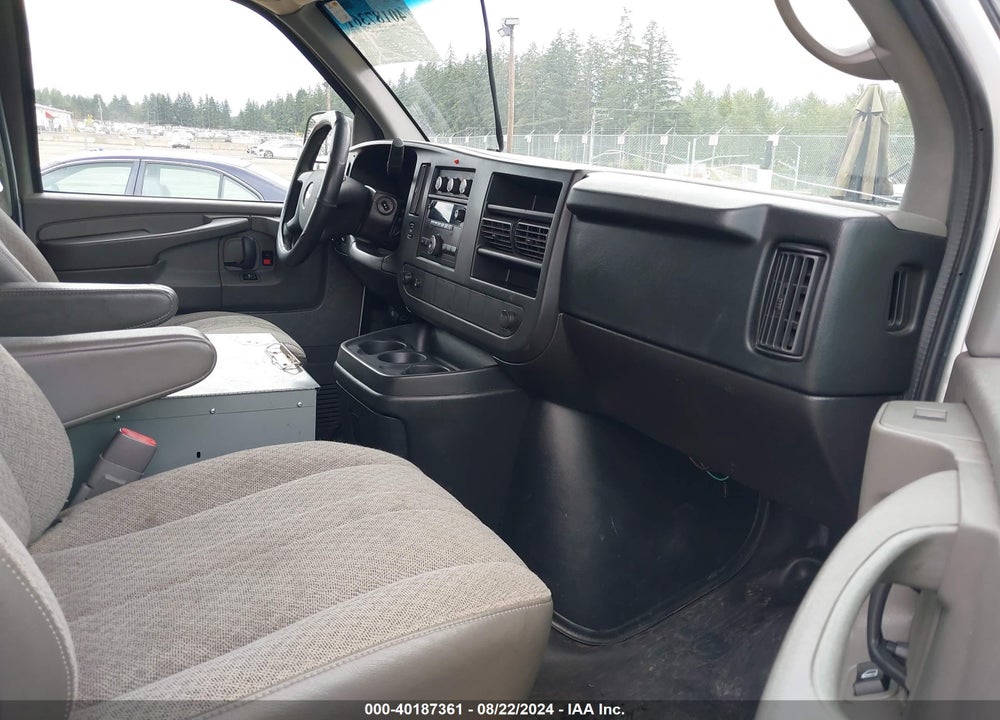 2014 CHEVROLET EXPRESS 2500 VIN: 1GCWGFBA9E1121870
