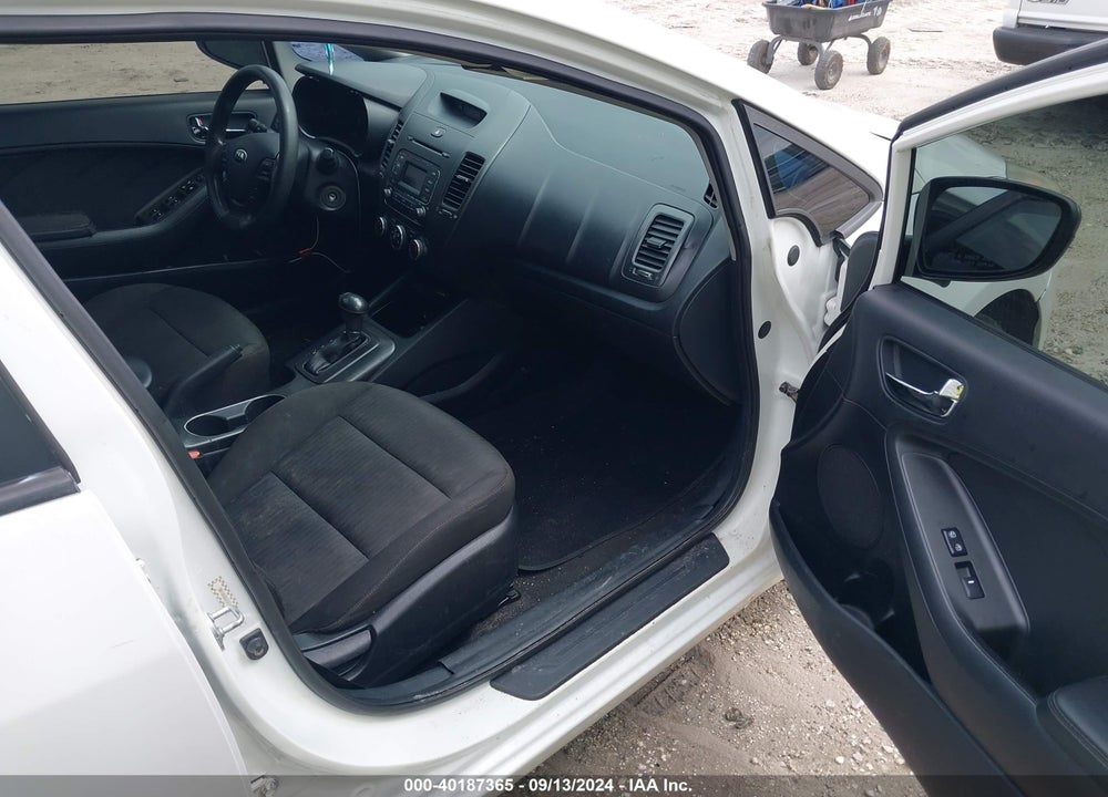 2016 KIA FORTE VIN: KNAFK4A63G5575427