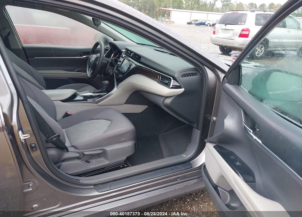 2020 TOYOTA CAMRY LE VIN: 4T1C11AK4LU359277
