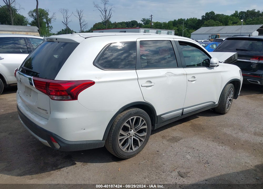 2016 MITSUBISHI OUTLANDER SE/SEL VIN: JA4AD3A35GZ007125