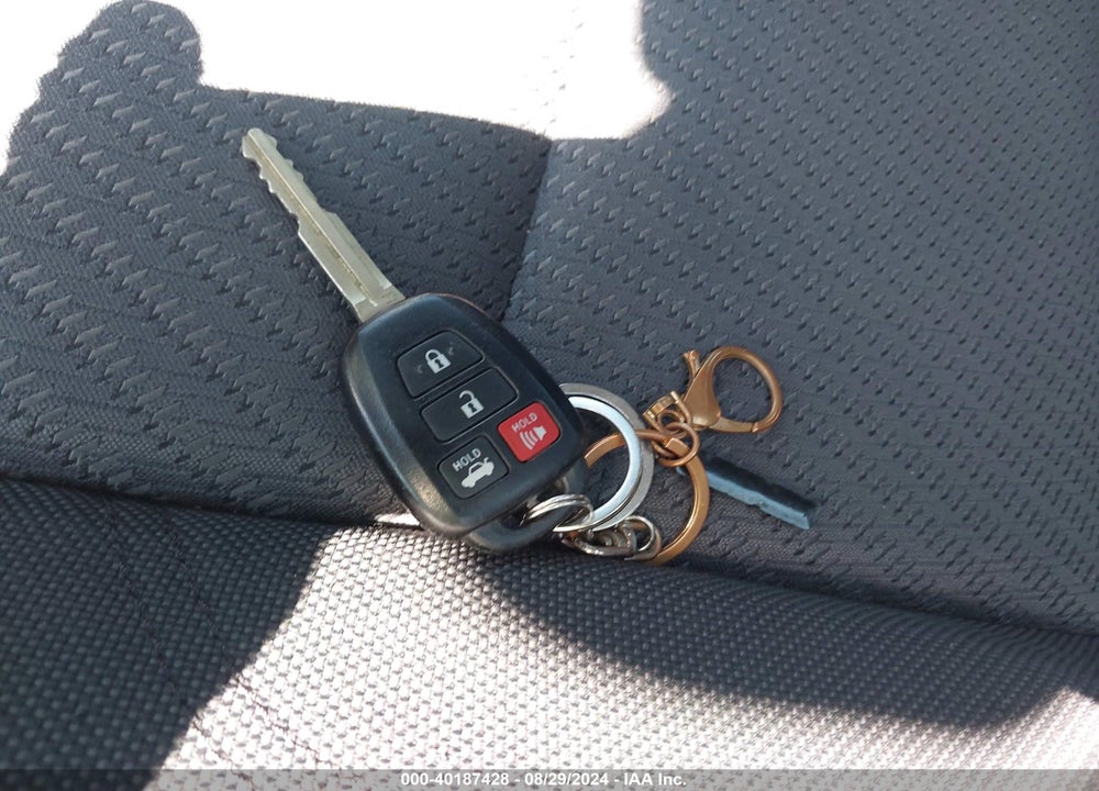 2015 TOYOTA CAMRY LE VIN: 4T4BF1FK4FR455457
