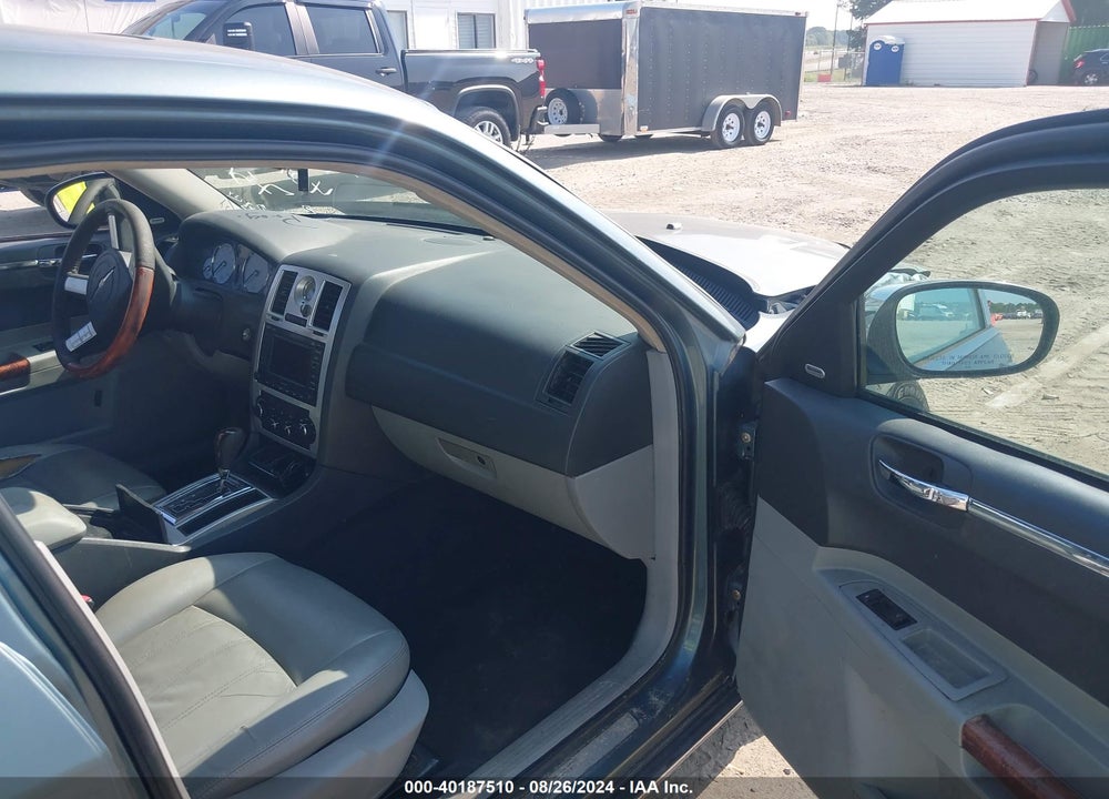 2006 CHRYSLER 300C VIN: 2C3KA63HX6H463203