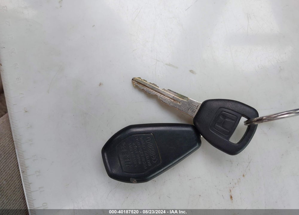 2000 HONDA ACCORD VIN: 1HGCG3266YA033068