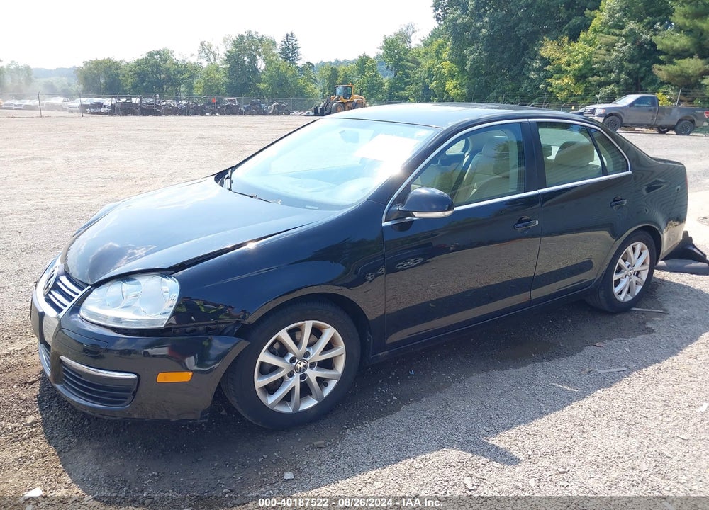2010 VOLKSWAGEN JETTA SE VIN: 3VWRX7AJ3AM018541