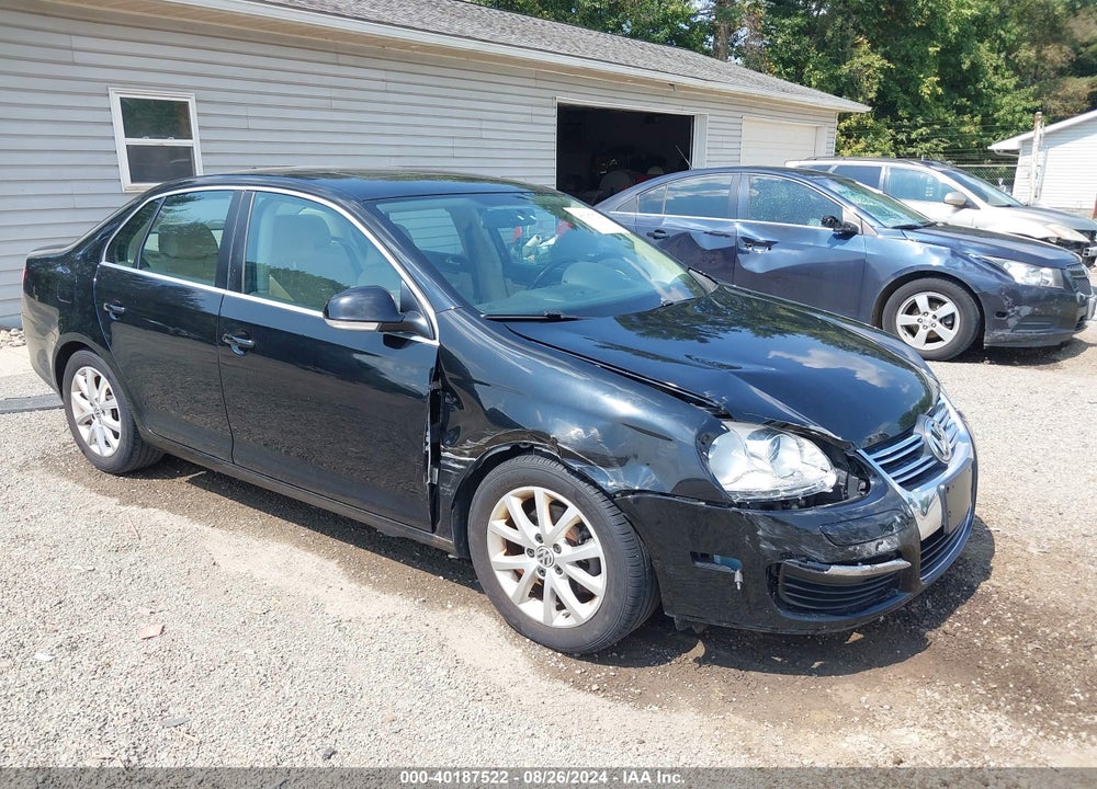 2010 VOLKSWAGEN JETTA SE VIN: 3VWRX7AJ3AM018541