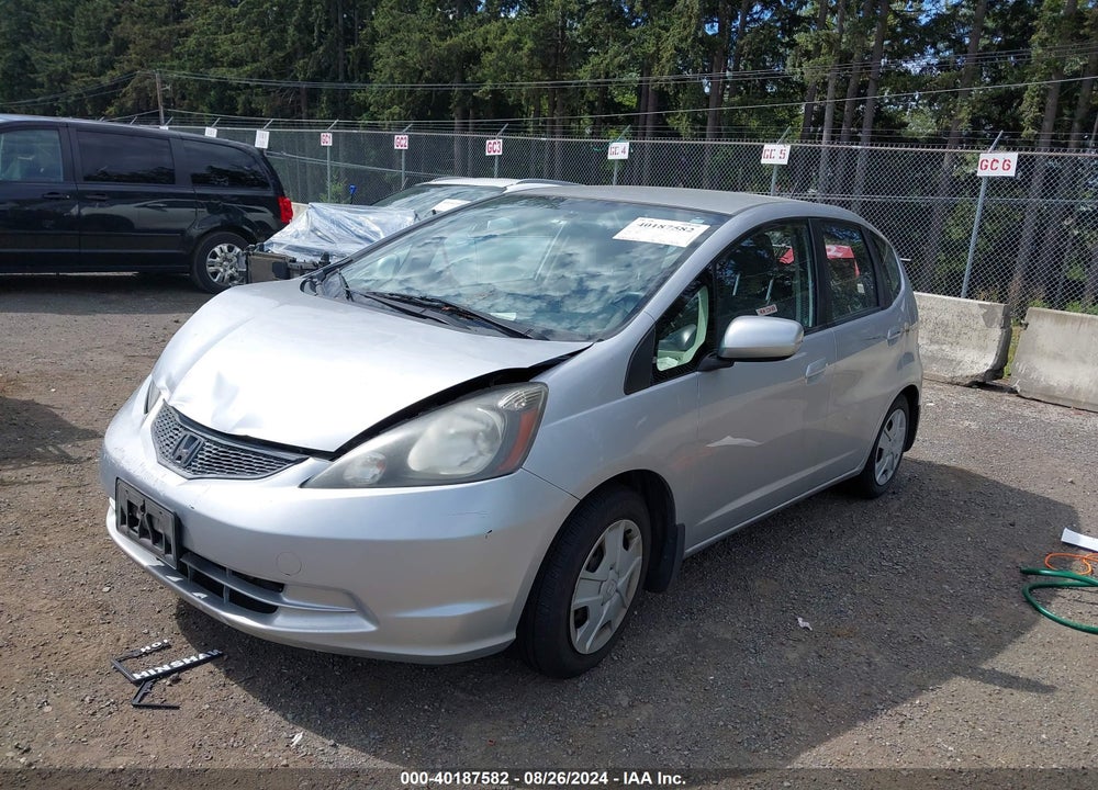 2013 HONDA FIT VIN: JHMGE8H39DC045406
