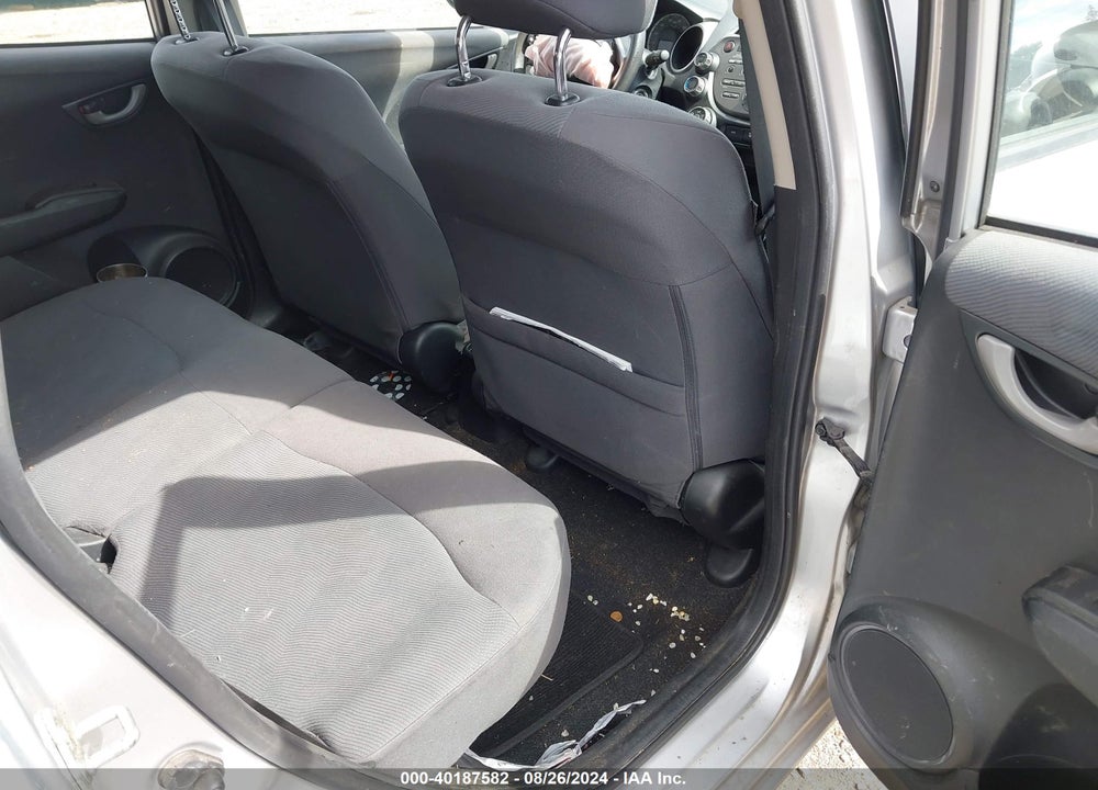2013 HONDA FIT VIN: JHMGE8H39DC045406