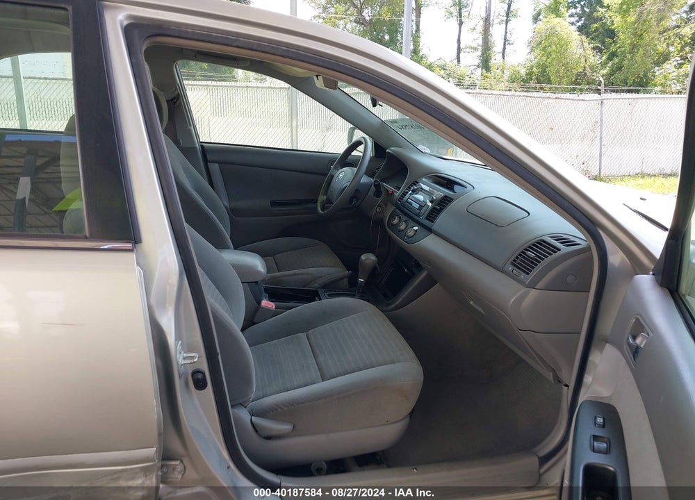 2005 TOYOTA CAMRY LE VIN: 4T1BE32K45U615687