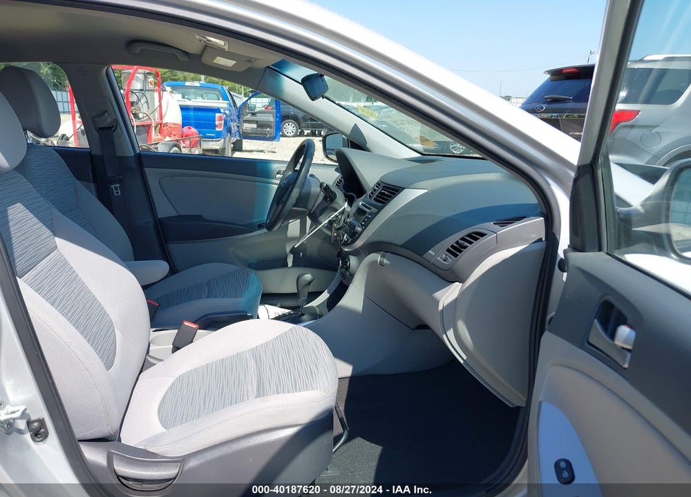 2017 HYUNDAI ACCENT SE VIN: KMHCT4AE8HU333293