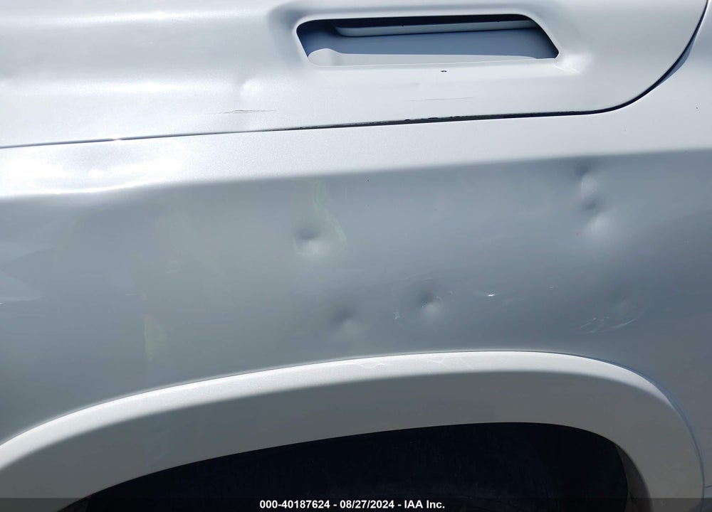 2019 RAM 1500 LAIE  4X2 5'7 BOX VIN: 1C6RREJTXKN604865
