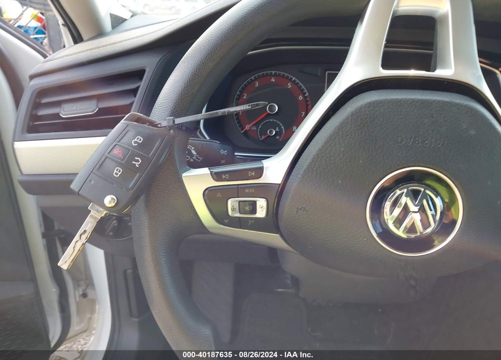 2019 VOLKSWAGEN JETTA 1.4T R-LINE/1.4T S/1.4T SE VIN: 3VWC57BU1KM178763