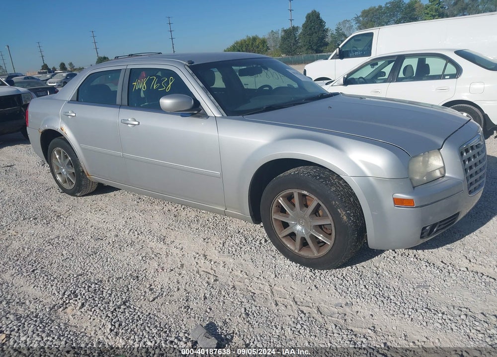 2007 CHRYSLER 300 TOURING VIN: 2C3KK53G17H657778