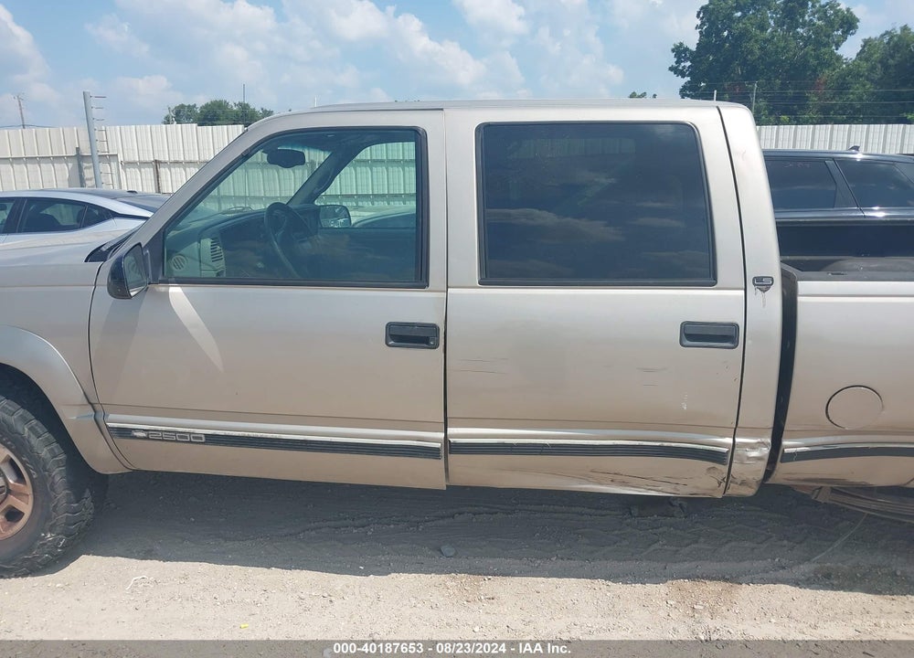 1999 CHEVROLET K2500 VIN: 1GCGK23R5XF017706