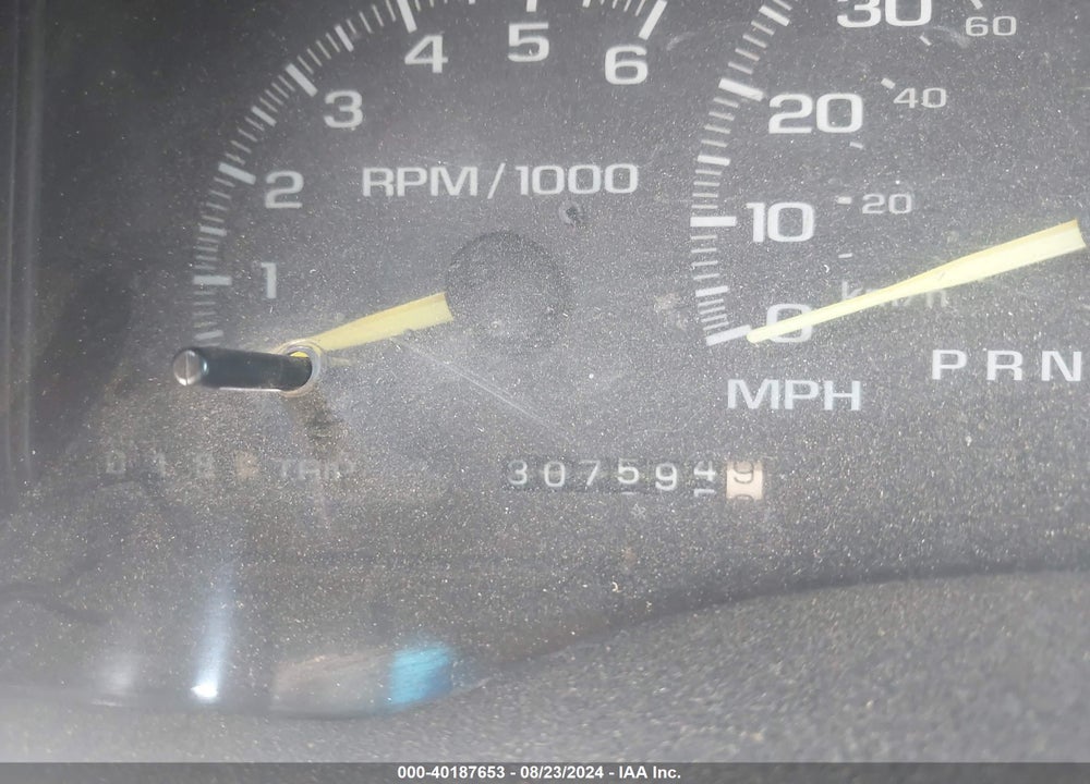 1999 CHEVROLET K2500 VIN: 1GCGK23R5XF017706