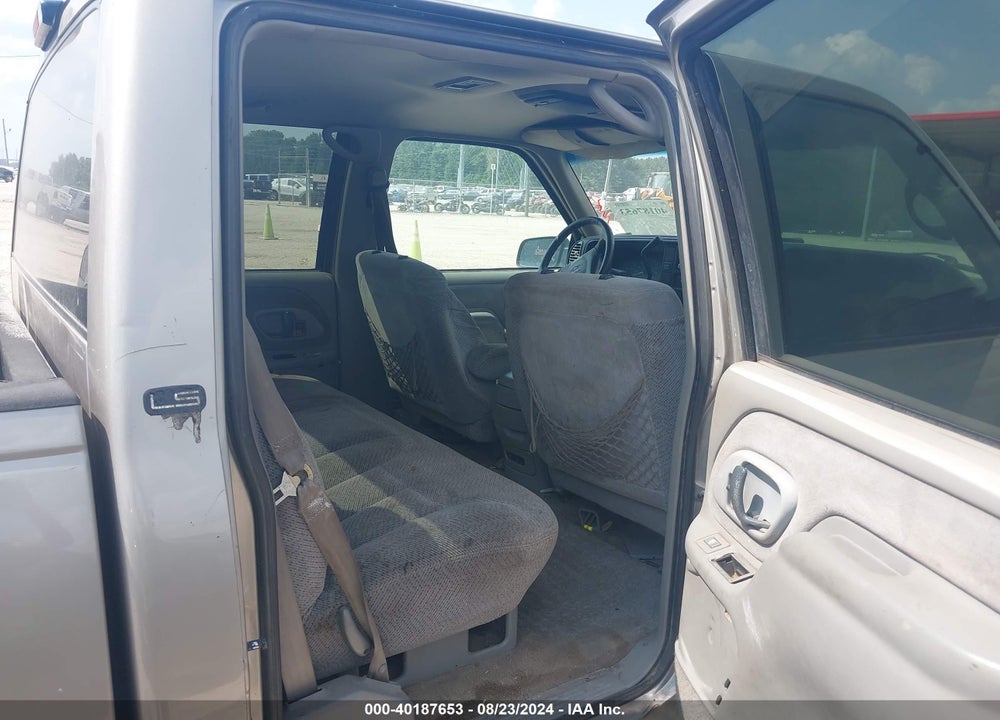 1999 CHEVROLET K2500 VIN: 1GCGK23R5XF017706