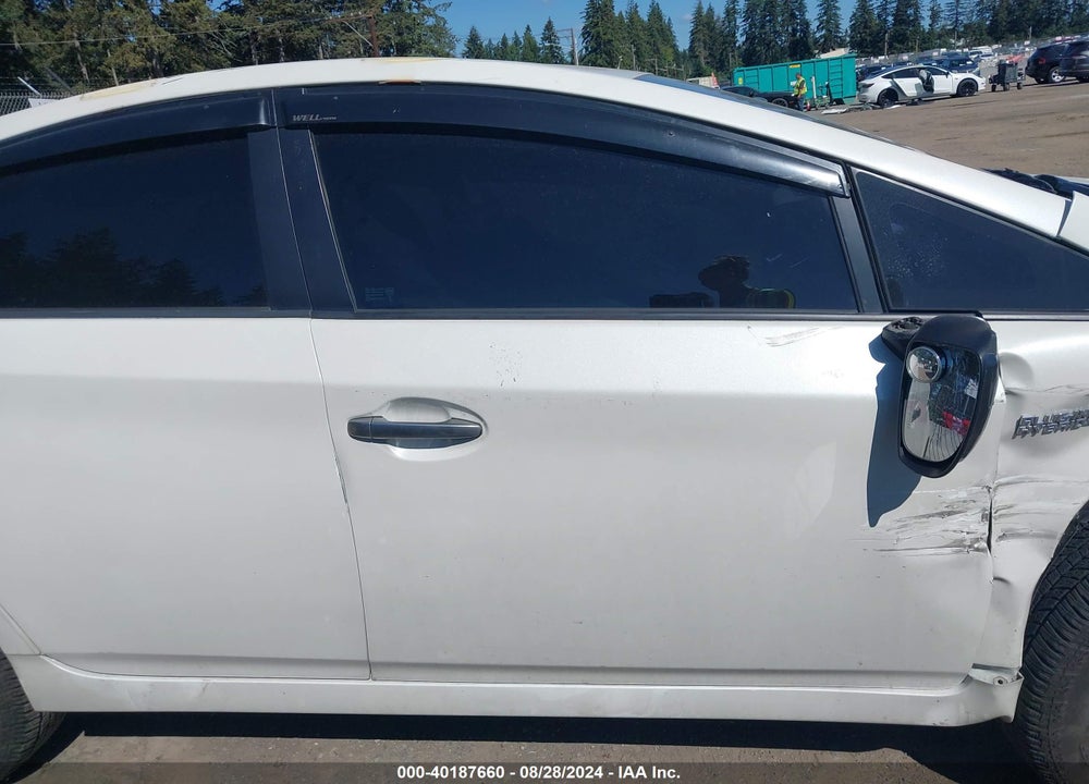 2014 TOYOTA PRIUS PLUG-IN VIN: JTDKN3DP9E3062229