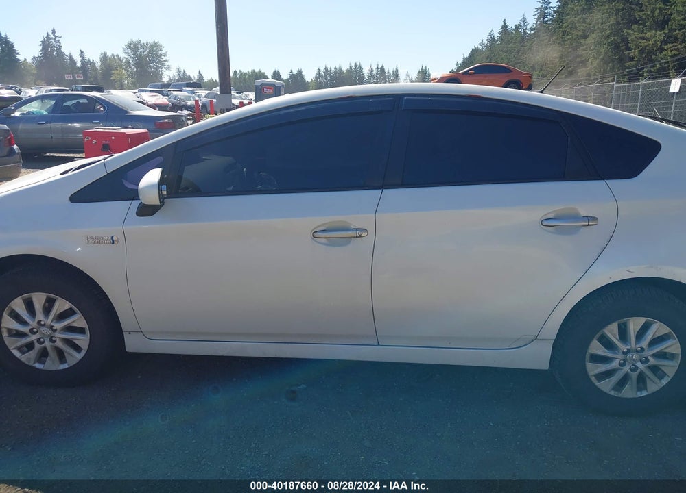 2014 TOYOTA PRIUS PLUG-IN VIN: JTDKN3DP9E3062229