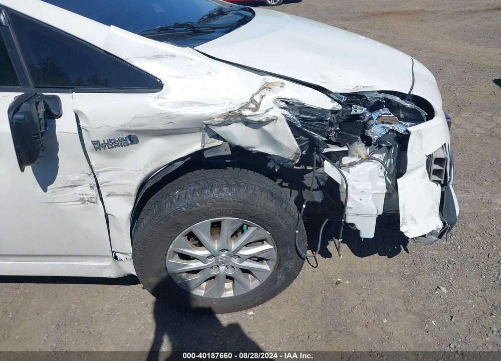 2014 TOYOTA PRIUS PLUG-IN VIN: JTDKN3DP9E3062229
