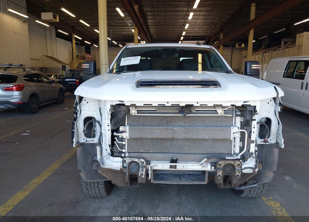 2024 CHEVROLET SILVERADO 3500HD LT VIN: 1GC4YTEY7RF103923