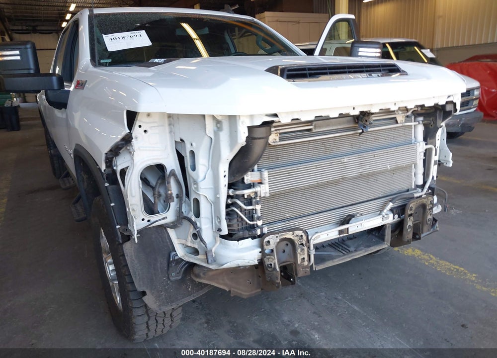 2024 CHEVROLET SILVERADO 3500HD LT VIN: 1GC4YTEY7RF103923