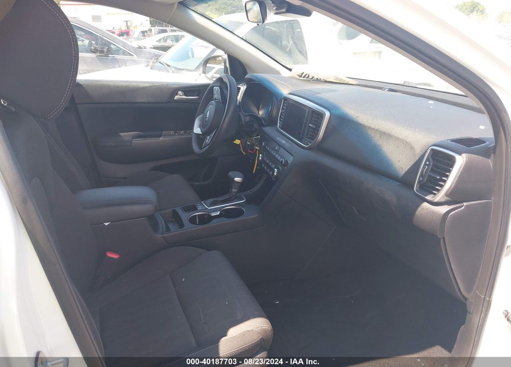 2020 KIA SPORTAGE LX VIN: KNDPM3AC3L7631009