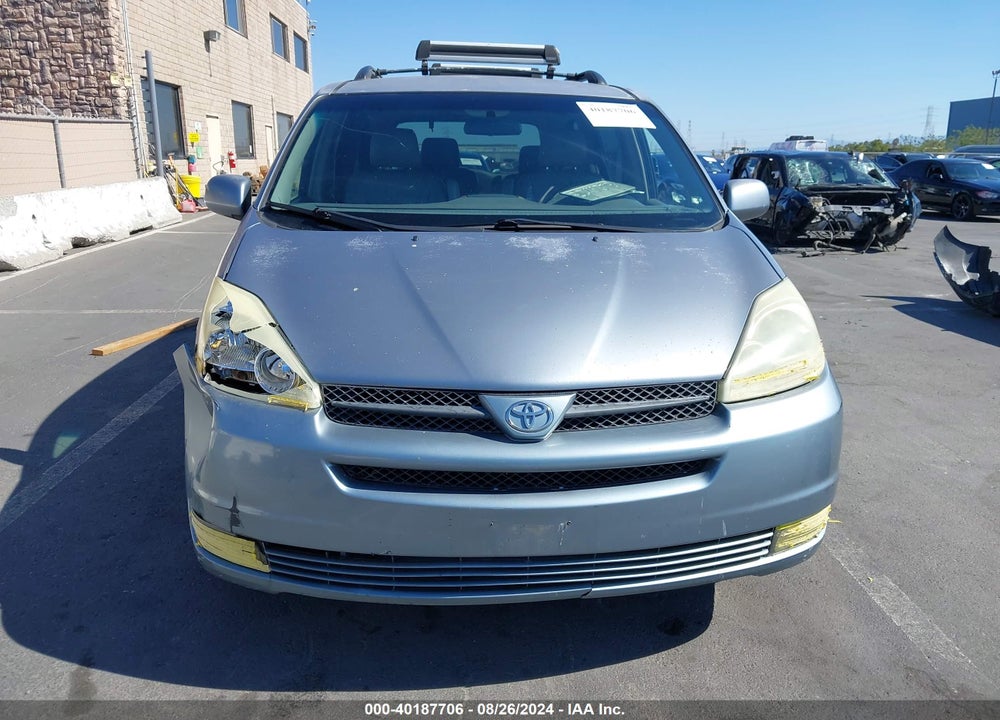 2004 TOYOTA SIENNA VIN: 5TDBA22C74S013792