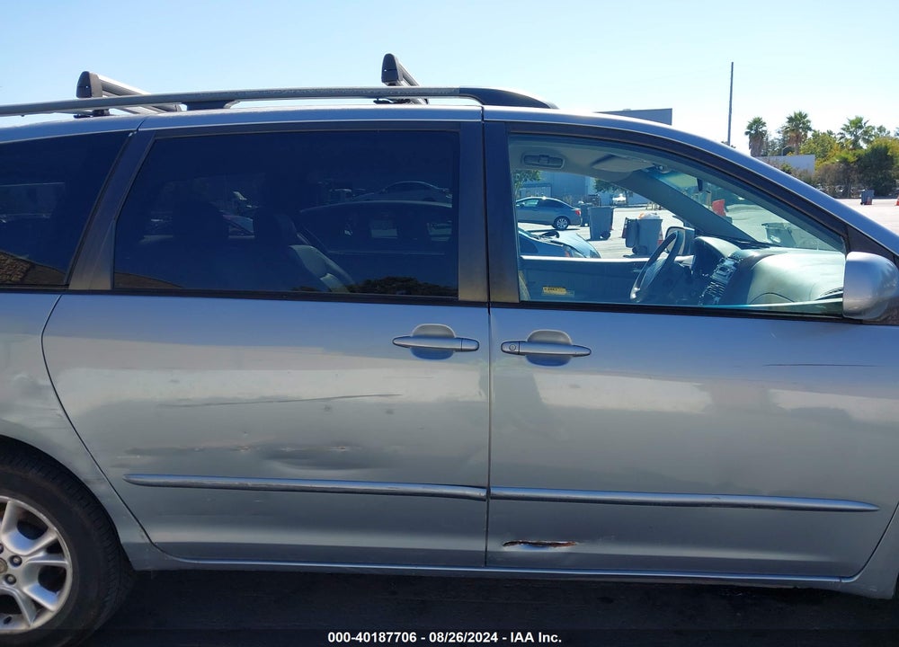 2004 TOYOTA SIENNA VIN: 5TDBA22C74S013792