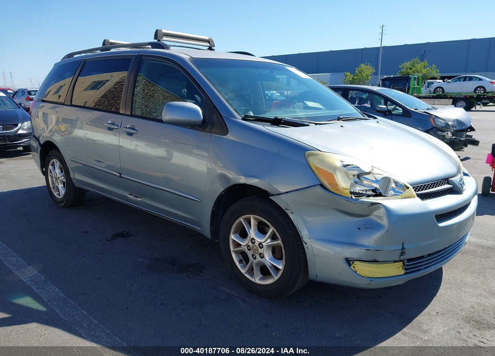 2004 TOYOTA SIENNA VIN: 5TDBA22C74S013792
