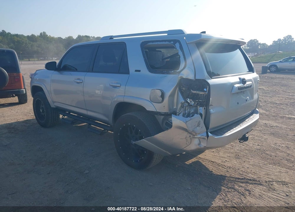 2018 TOYOTA 4RUNNER SR5 VIN: JTEBU5JRXJ5513540