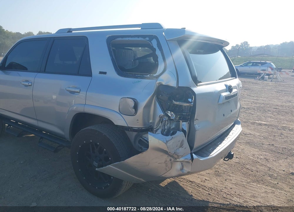2018 TOYOTA 4RUNNER SR5 VIN: JTEBU5JRXJ5513540