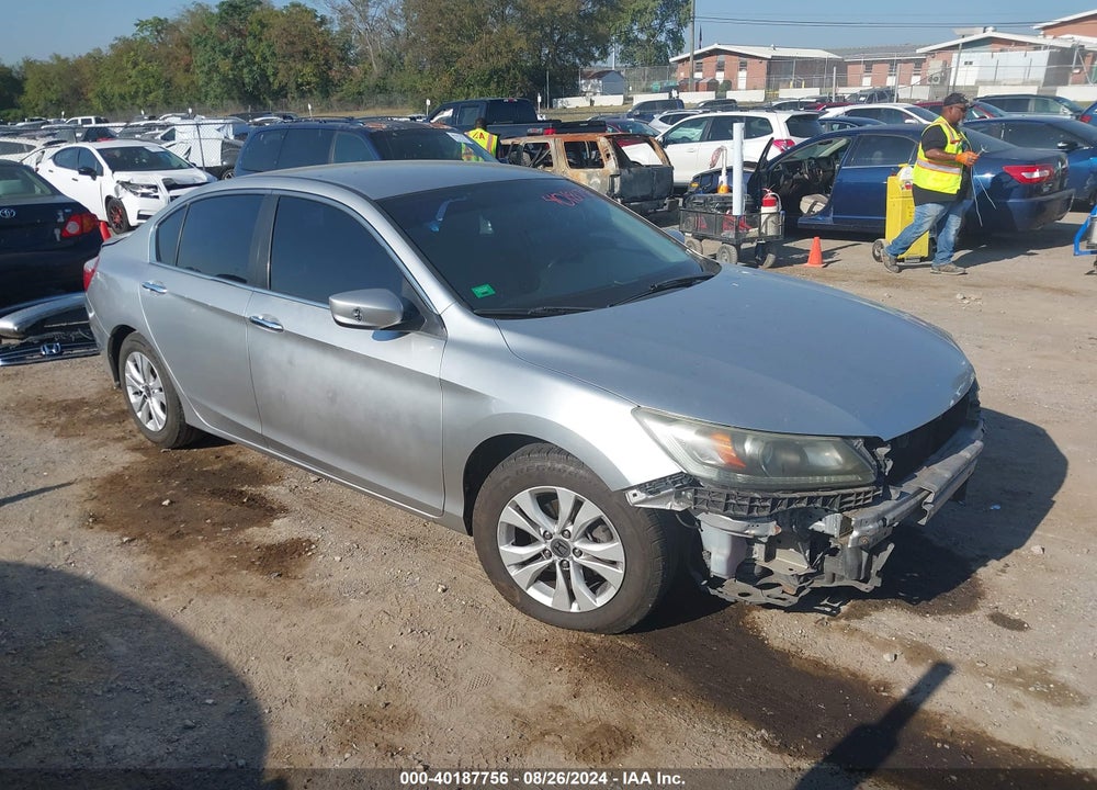 2013 HONDA ACCORD LX VIN: 1HGCR2F33DA053650