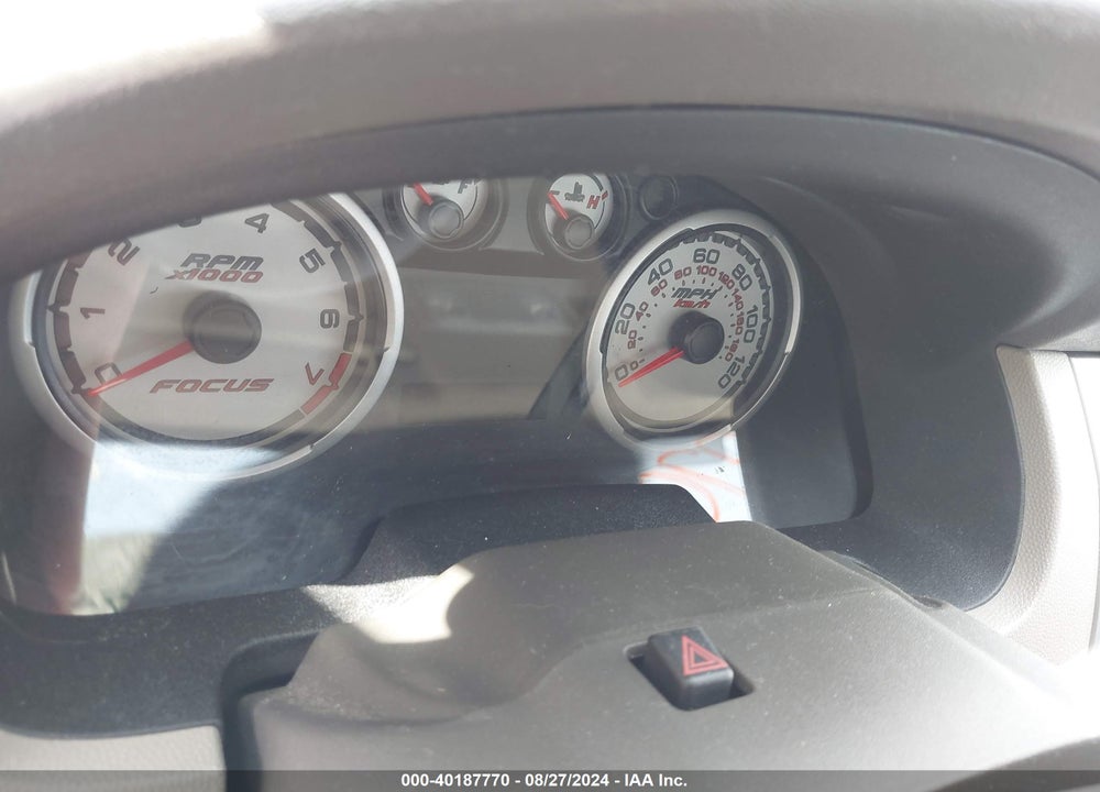 2010 FORD FOCUS SE VIN: 1FAHP3FN3AW233426