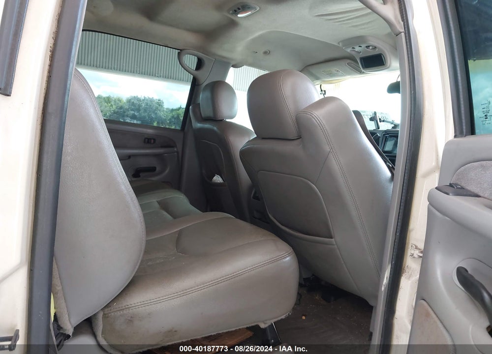 2003 CHEVROLET SILVERADO 2500HD LT VIN: 1GCHK23133F111625