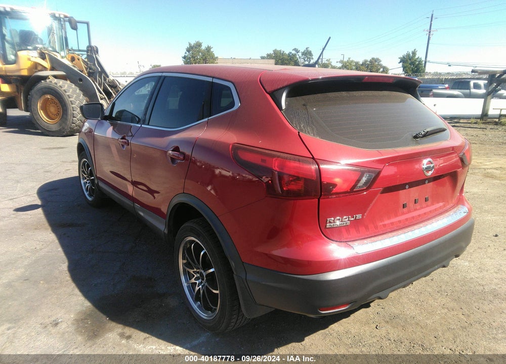 2018 NISSAN ROGUE SPORT S VIN: JN1BJ1CPXJW164779