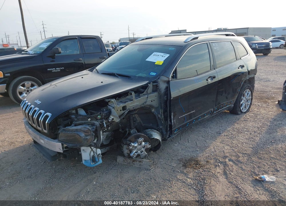 2017 JEEP CHEROKEE LATITUDE FWD VIN: 1C4PJLCS0HW586508