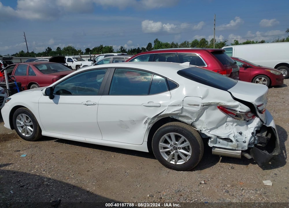 2025 TOYOTA CAMRY LE VIN: 4T1DAACK5SU022536