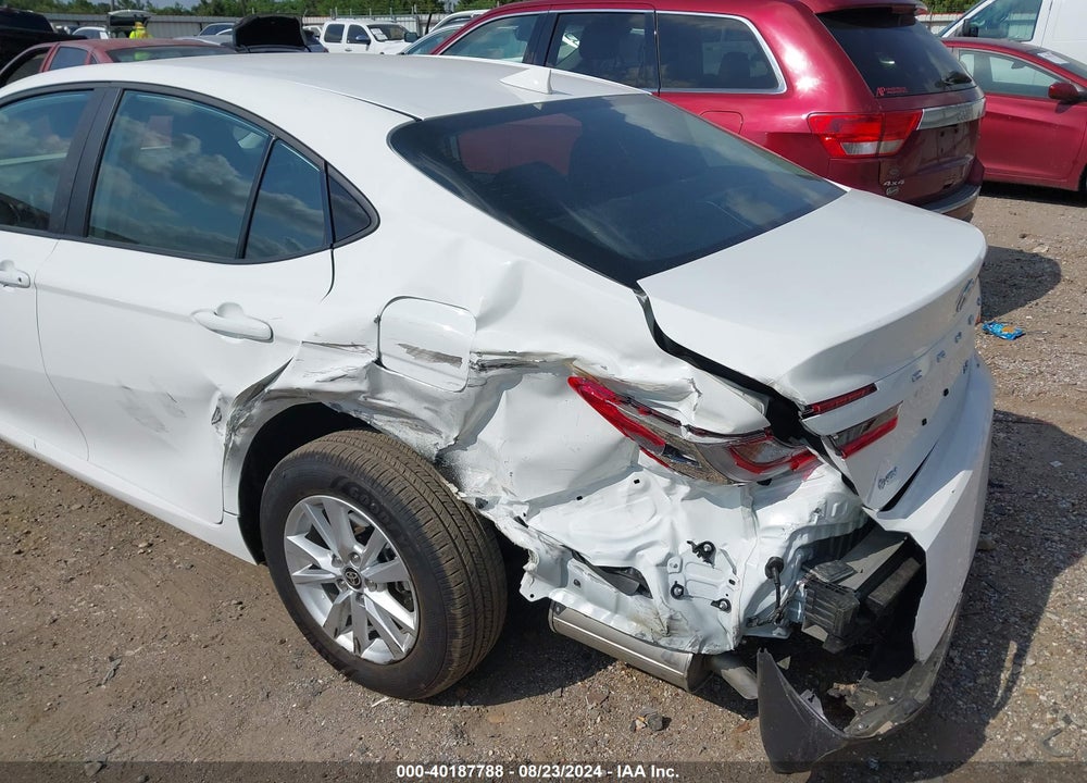 2025 TOYOTA CAMRY LE VIN: 4T1DAACK5SU022536