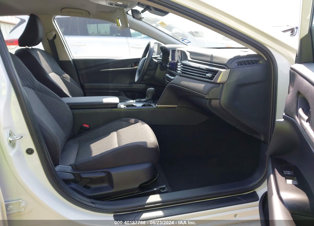 2025 TOYOTA CAMRY LE VIN: 4T1DAACK5SU022536