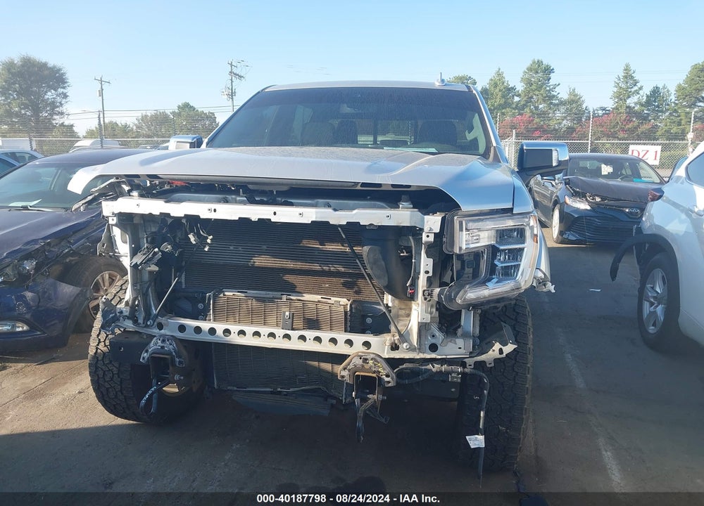 2022 GMC SIERRA 1500 LIMITED 4WD SHORT BOX SLT VIN: 3GTU9DET3NG181650