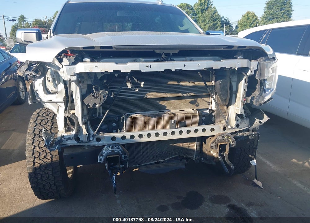 2022 GMC SIERRA 1500 LIMITED 4WD SHORT BOX SLT VIN: 3GTU9DET3NG181650