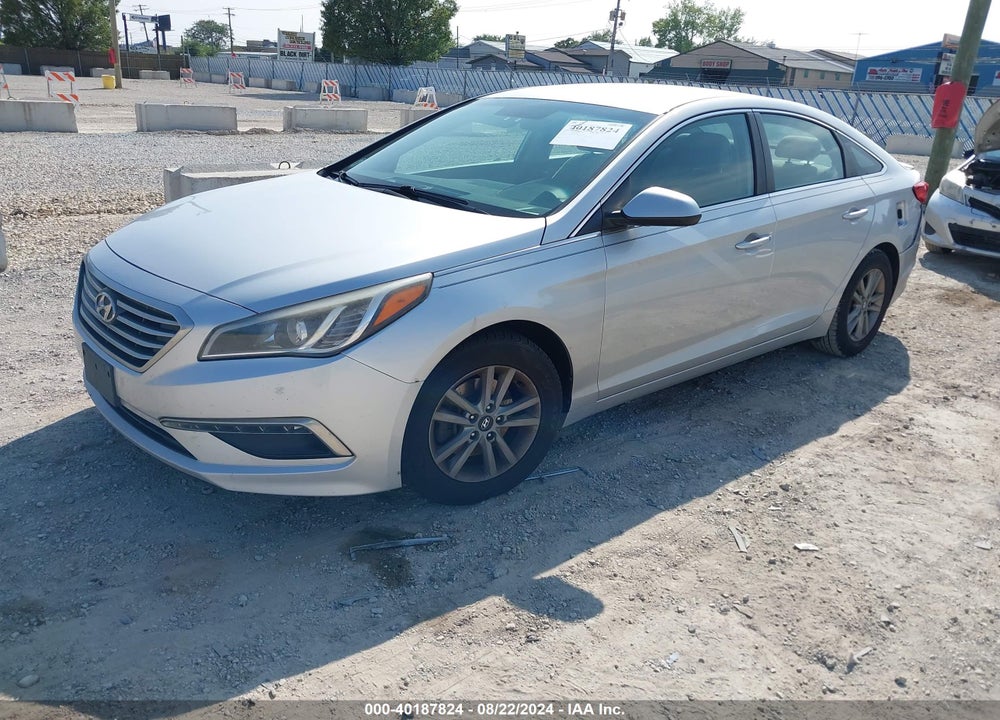 2015 HYUNDAI SONATA SE VIN: 5NPE24AF6FH058037