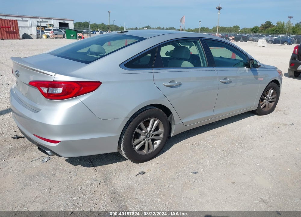 2015 HYUNDAI SONATA SE VIN: 5NPE24AF6FH058037