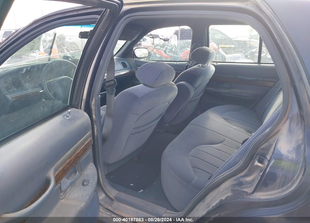 1999 MERCURY GRAND MARQUIS GS VIN: 2MEFM74W0XX659583