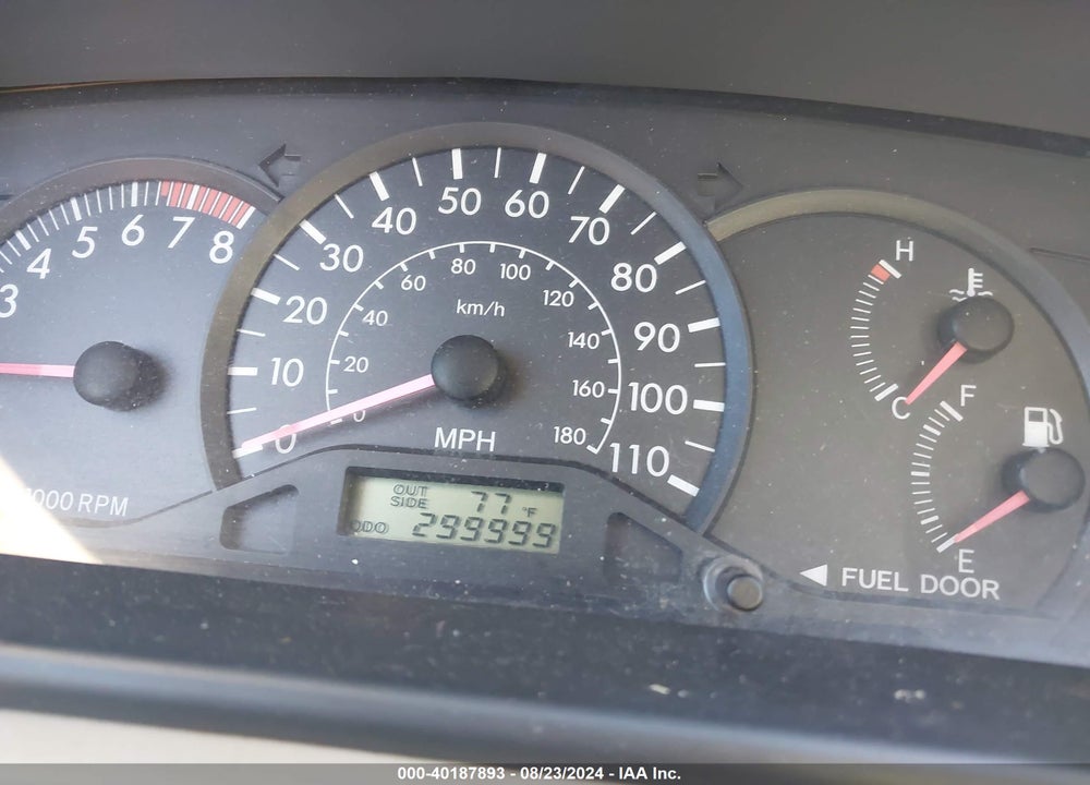 2005 TOYOTA COROLLA CE VIN: 2T1BR32E15C550846