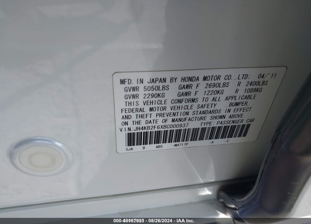 2011 ACURA RL 3.7 VIN: JH4KB2F6XBC000937