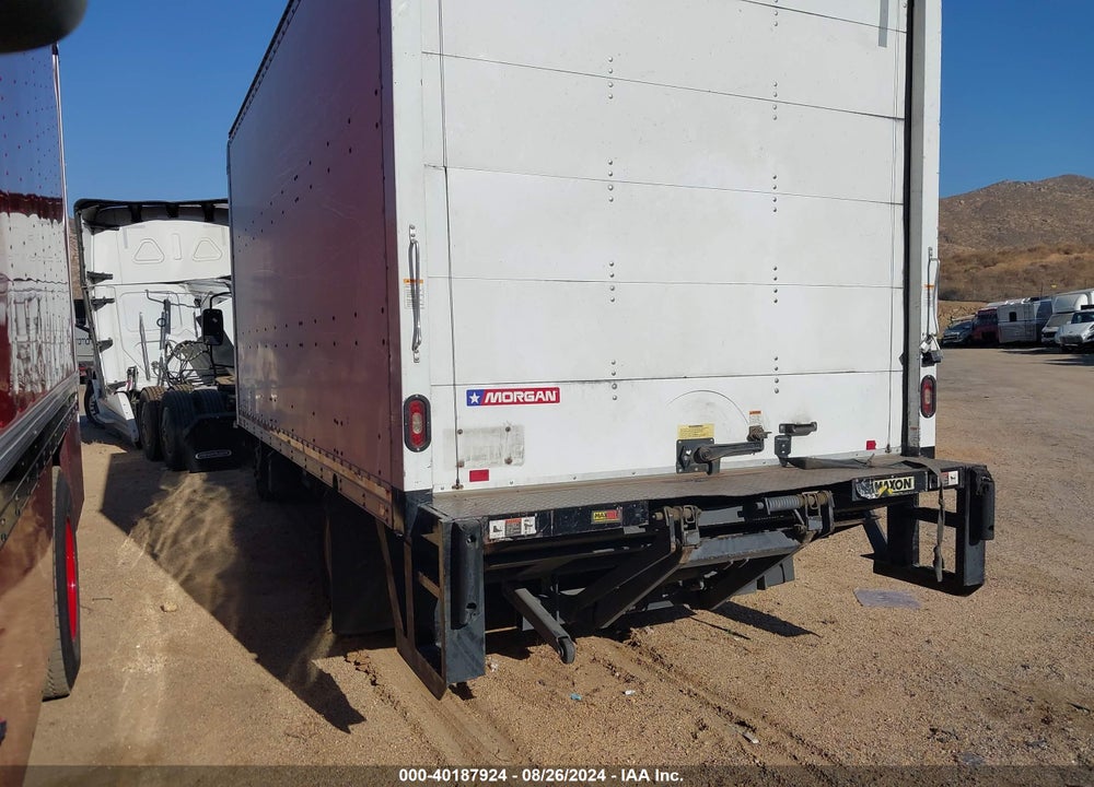 2017 ISUZU NPR HD DSL REG AT VIN: JALC4W162H7000526