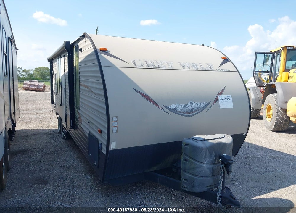 2016 FOREST RIVER GREY WOLF CASCADE SERIES M-24 VIN: 4X4TCKZ25GK034285