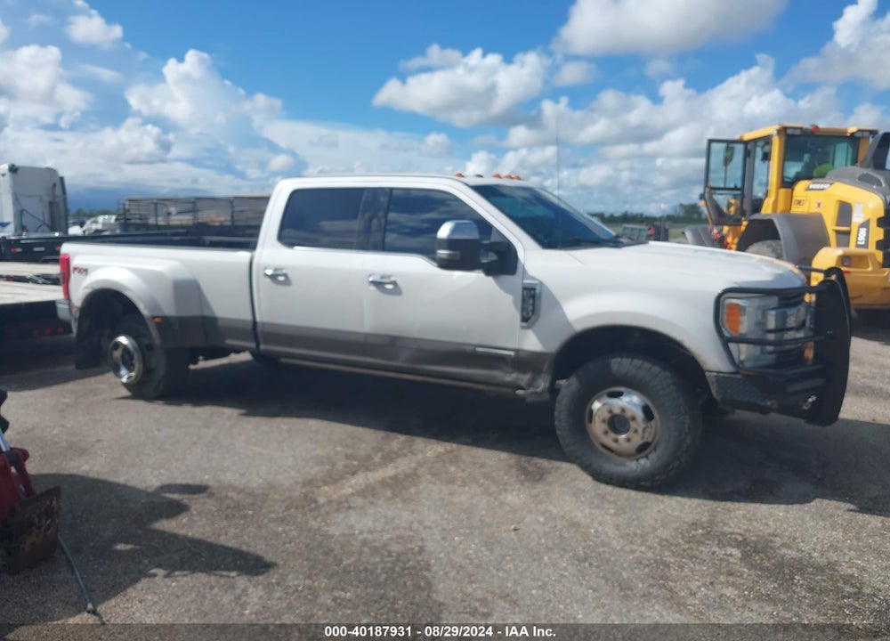 2017 FORD F-350 KING RANCH VIN: 1FT8W3DT0HED23339