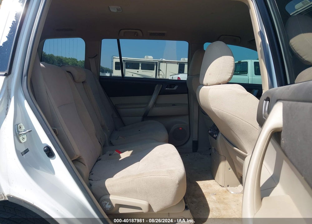 2010 TOYOTA HIGHLANDER SPORT V6 VIN: 5TDEK3EH0AS004094